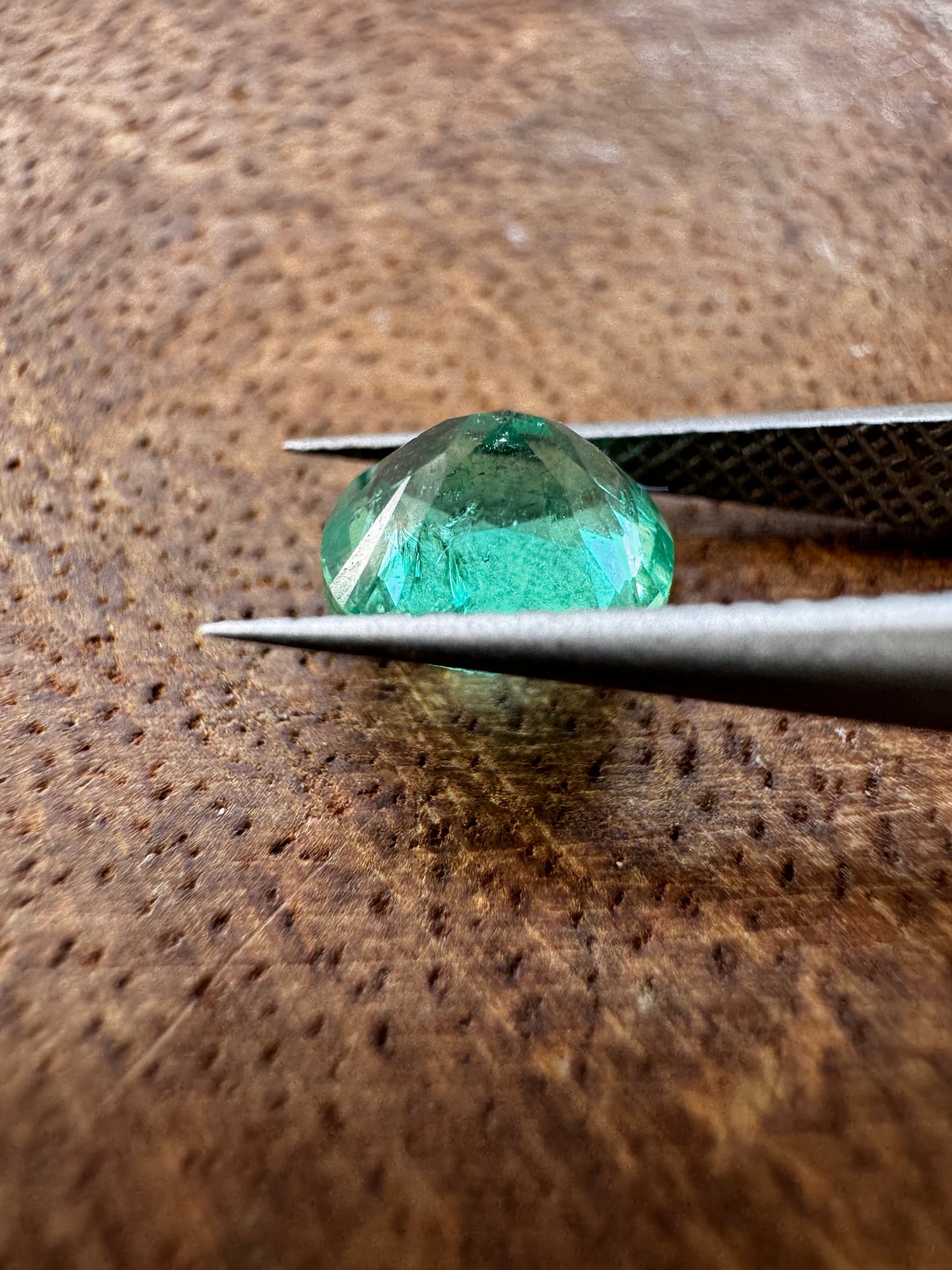 0.89ct Natural Colombian Cushion Cut Emerald (Certified Gemstone)