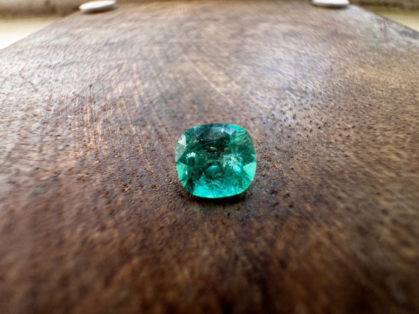 0.89ct Natural Colombian Cushion Cut Emerald (Certified Gemstone)