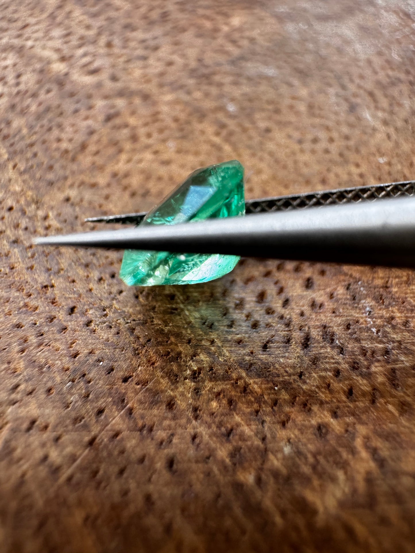 0.89ct Natural Colombian Cushion Cut Emerald (Certified Gemstone)