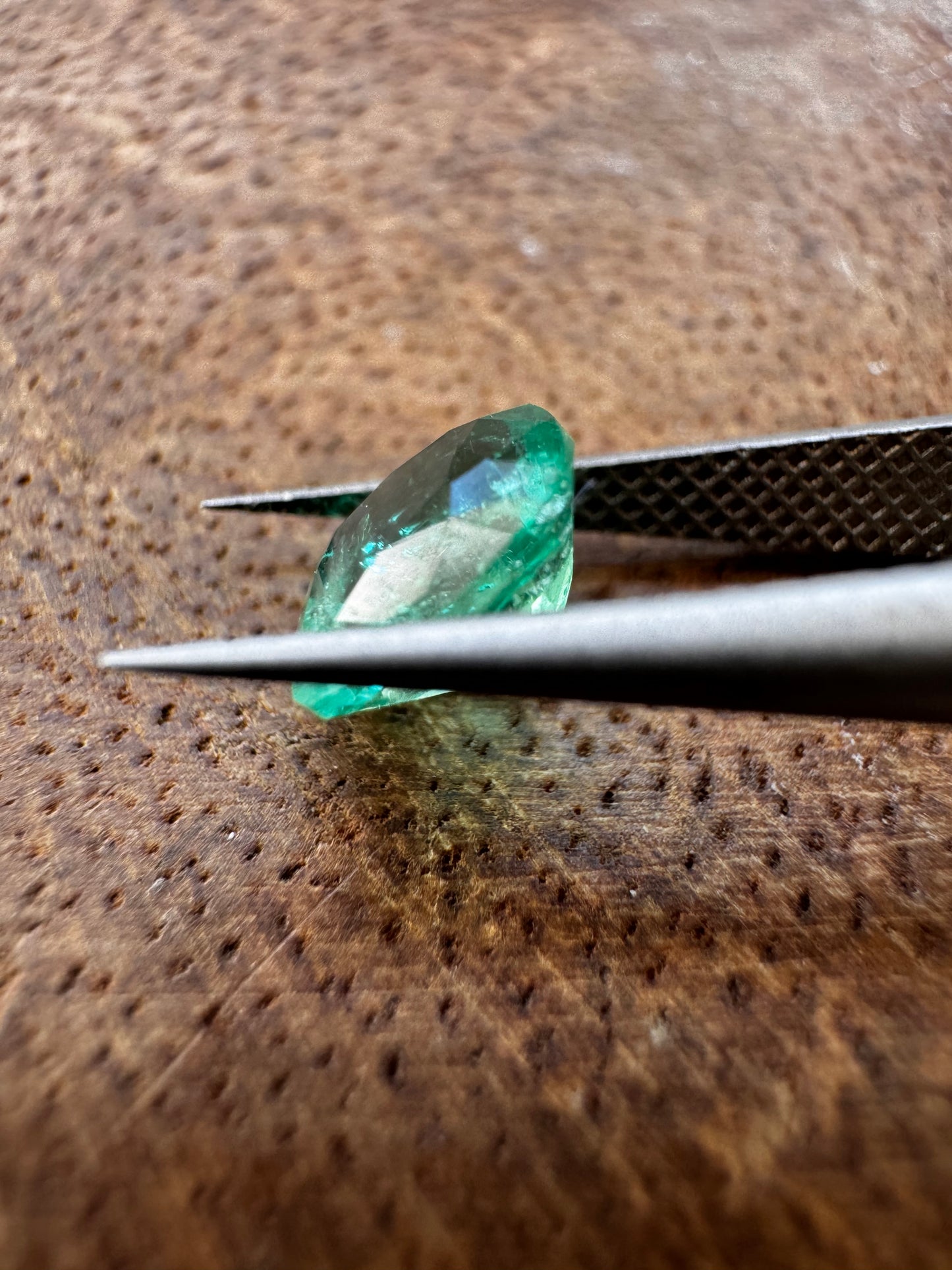 0.89ct Natural Colombian Cushion Cut Emerald (Certified Gemstone)