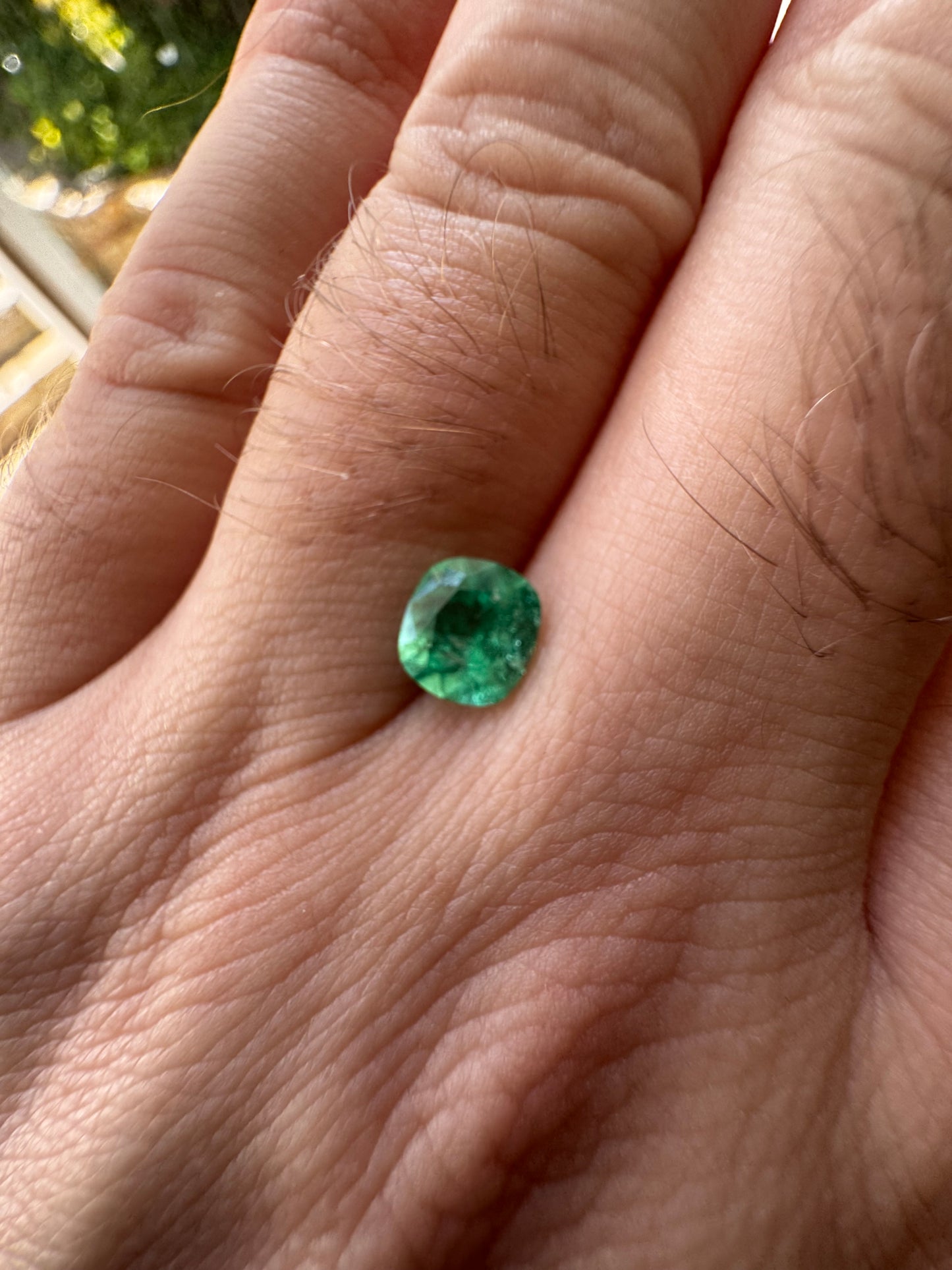 0.89ct Natural Colombian Cushion Cut Emerald (Certified Gemstone)